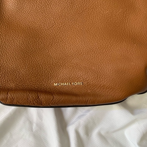 Michael Kors Hobo Purse - Picture 2 of 4